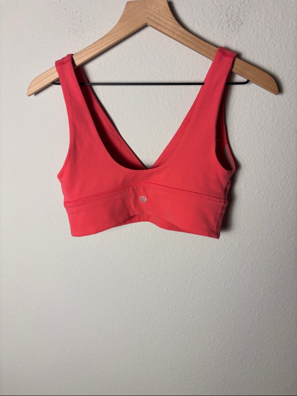 Lululemon Align V-Neck Bra *Light Support, C/D Cup Glaze Pink W2DWYS - Picture 2 of 3